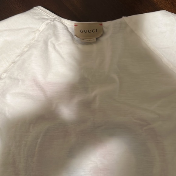Girls size 8 Gucci tee only worn 1x - Picture 2 of 3